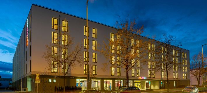 Ramada Encore by Wyndham Munich Messe Các khách sạn ở Munich
