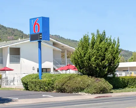 Motel 6 Ukiah, CA Hotels in Ukiah