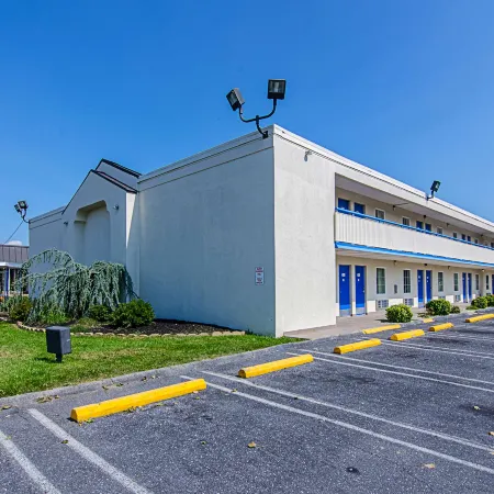 Motel 6 Staunton, VA