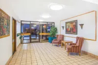 Super 8 by Wyndham Blytheville فنادق في بليثفيل