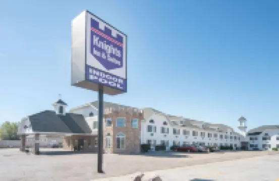 Knights Inn Grand Forks Hotels in 