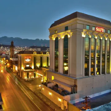 Safi Royal Luxury Centro Hotels near Estadio Tecnológico