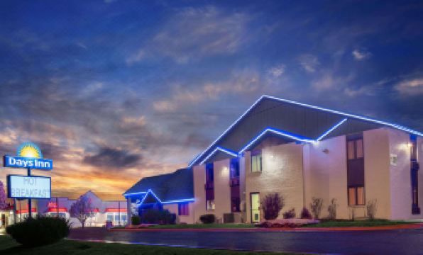 Days Inn by Wyndham Carthage