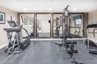 Baymont by Wyndham Midland Center