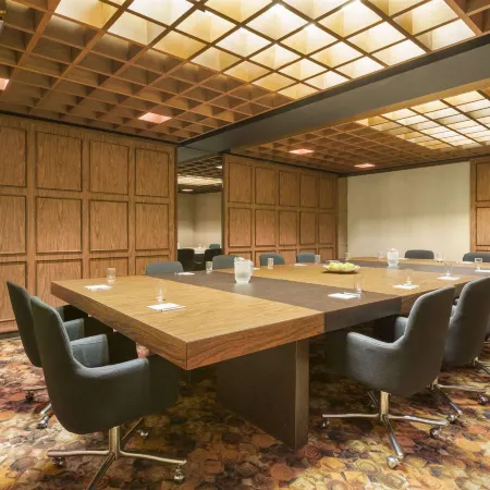 Travelodge by Wyndham Edmonton East