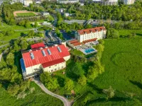 Fair Resort All Inclusive Wellness & Spa Hotel Jena فنادق في Trockenborn-Wolfersdorf