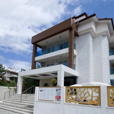 Supreme Hotel