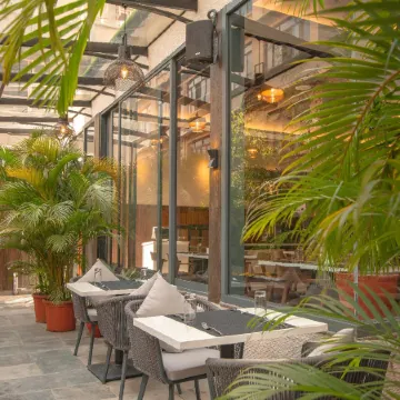 Mila Hotel Отели рядом с достопримечательностью «Площадь Дурбар»