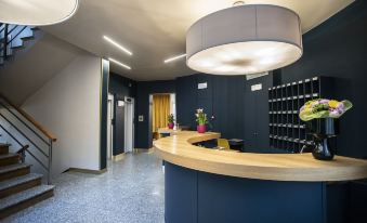 Hotel Delta - Housity