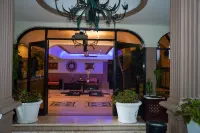 The MT Hotel Plaza Brisas
