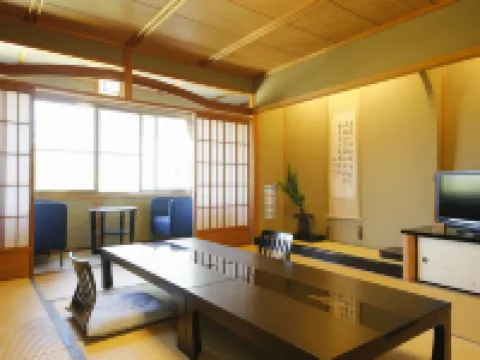 Cuisine Ryokan Toriki Hotels near Kasamatsu Park