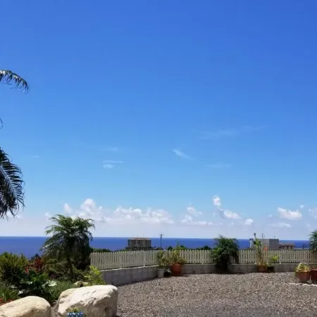 Yakushima Pension Luana House