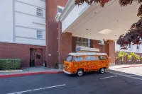 Sonesta Essential Vacaville Napa Valley - parking