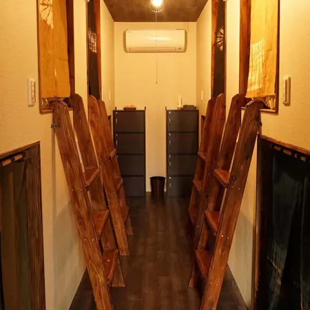 Hostel Knot