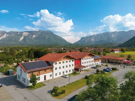 Hey Lou Hotel Piding Отели в г. Пидинг