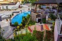 Ugurlu Termal Tatil Köyü - С бассейном