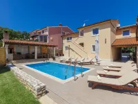 Licardo - Private Pool