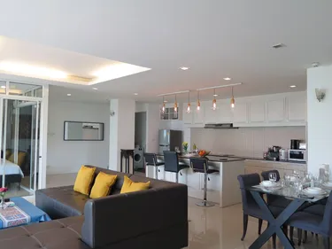 รูปภาพของ6-18 - 3 Bdr Spacious Penthouse with Shared Pool