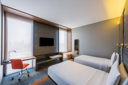 Aloft Me'aisam Dubai, A Marriott Hotel