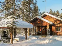Huljakka Hotels near Nurmeksen kaupunginkirjasto
