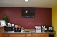 Travelers Inn Medford - Aamiainen