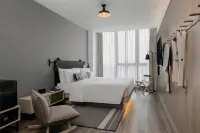 Moxy Shanghai Hongqiao NECC Hotel di Shanghai