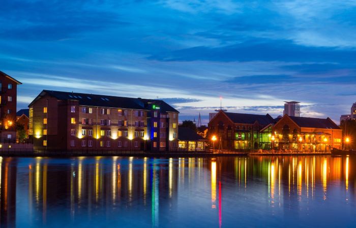 Holiday Inn Express CARDIFF BAY by IHG