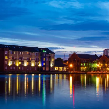 Holiday Inn Express CARDIFF BAY by IHG
