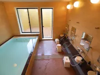 J-Hoppers Lake Biwa Guesthouse