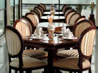 Yusro Hotel Restaurant & Convention