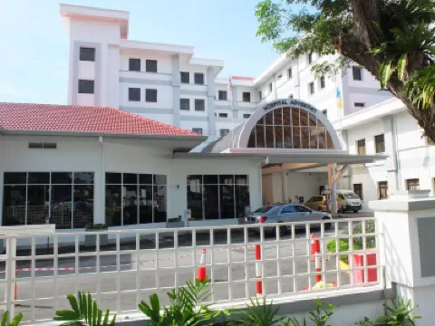 Minima 8 Hotels near Arulmigu Balathandayuthapani Temple ABT