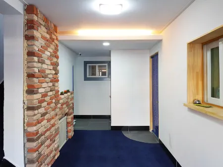 Taebaek Blue Moon Motel