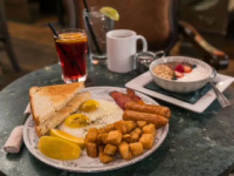 ควอลิตี้ อินน์ & สวีทส์ โรงแรมในแวนคูเวอร์