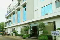 Hotel Yulia Hotels in Tonk Road