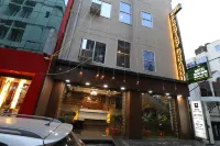 HOTEL PRATAP GRAND Hotels near K K Complex