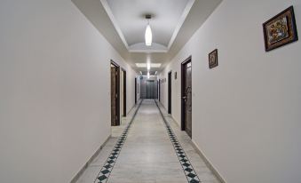 Treebo Maharaja Residency