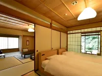Izu Nagaoka Onsen Sanyoso Prince Hotels & Resorts فنادق في إزونوكني