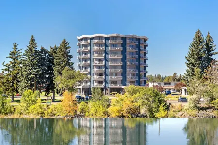 Comfort Suites Idaho Falls Отели рядом с достопримечательностью «Giant Eagle Waterfall Nest»