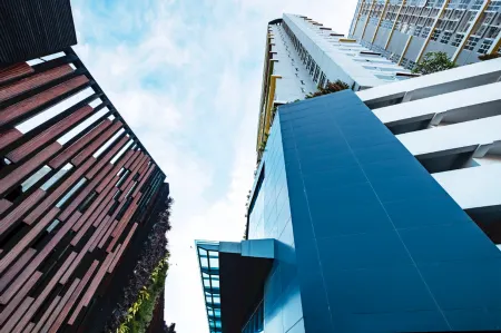 Hotel Dhika Serenity Surabaya Отели в г. Mulyorejo