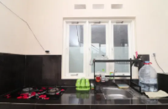 Rumah 120 m² dengan 3 kamar tidur dan 2 kamar mandi pribadi di Batu Hotel di 