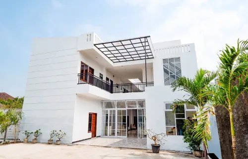 Four d'Home Hotels in Colomadu