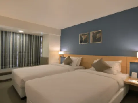 โรงแรมคริชนา พาเลซ อัมเบอร์นัท โรงแรมในธาเน