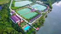 Lamphurai Riverside Resort and Spa