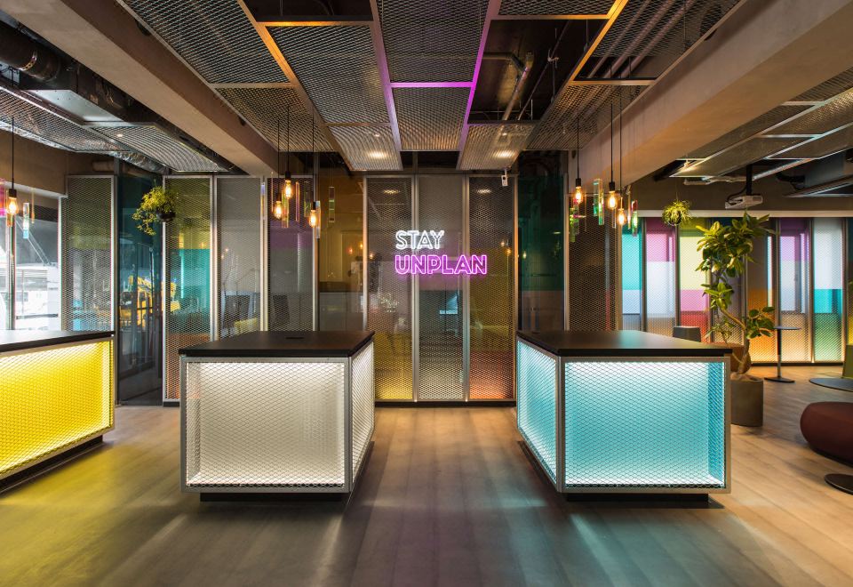 언플랜 신주쿠 내부 공용 공간