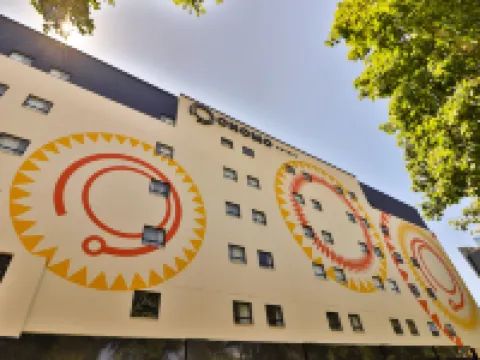 โรงแรมโอโนโม โจฮันเนสเบิร์ก แซนด์ตัน โรงแรมในแซนด์ตัน