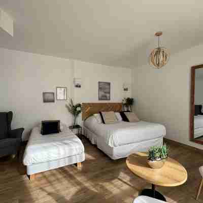 La Tour aux Crabes / Hotel & Spa Rooms