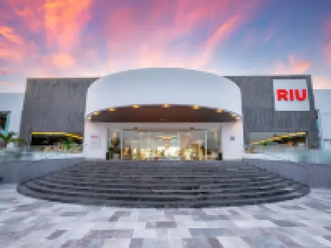 Hotel Riu Paraiso Lanzarote Hoteles en Lanzarote