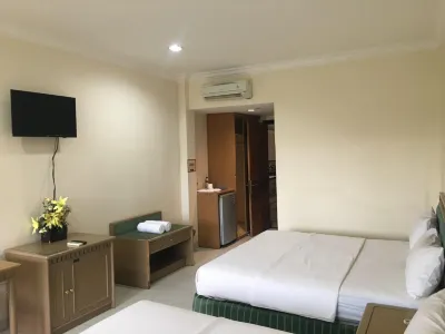Wira Carita Hotel Hotels near Condominium Lippo Carita