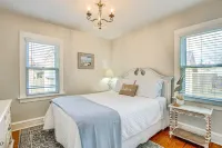 'Ania's Retreat' w/ Deck: Walk to Lake Michigan! - Pet friendly