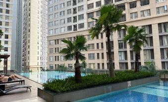 1. Saigon R..